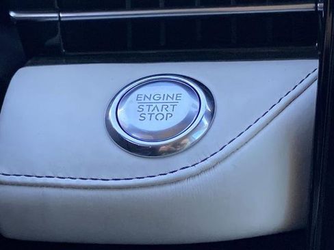 Used 2024 Lincoln Nautilus Black Label w/ Jet Appearance Package (87T) image 12