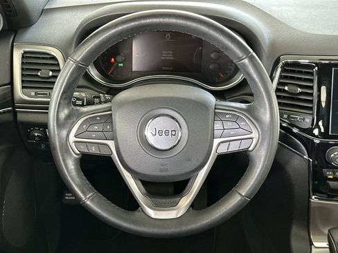Used 2019 Jeep Grand Cherokee Limited w/ Luxury Group II image 16