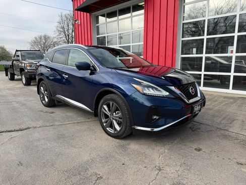Used 2020 Nissan Murano Platinum AWD/4WD image 2