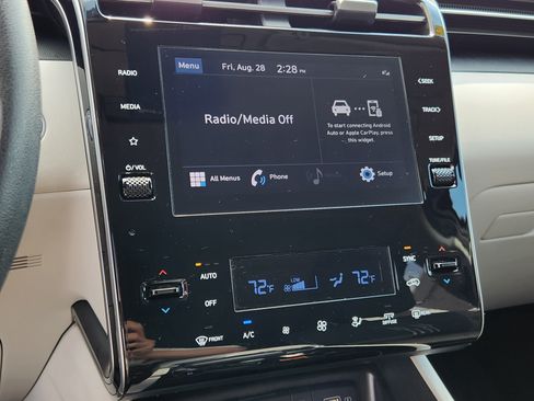 Certified 2024 Hyundai Tucson SEL AWD/4WD image 19