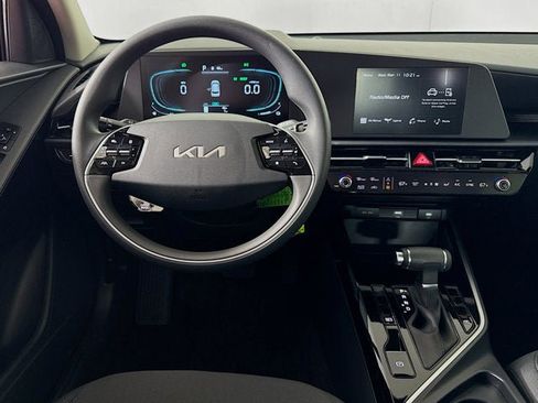 New 2026 Kia Niro LX image 20