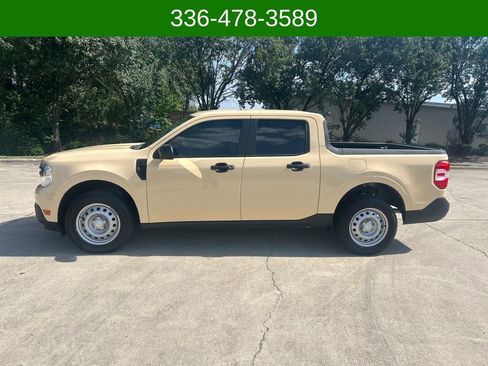 Used 2023 Ford Maverick XL FWD image 2