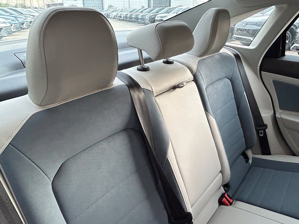 Certified 2026 Volkswagen Jetta SE FWD image 45