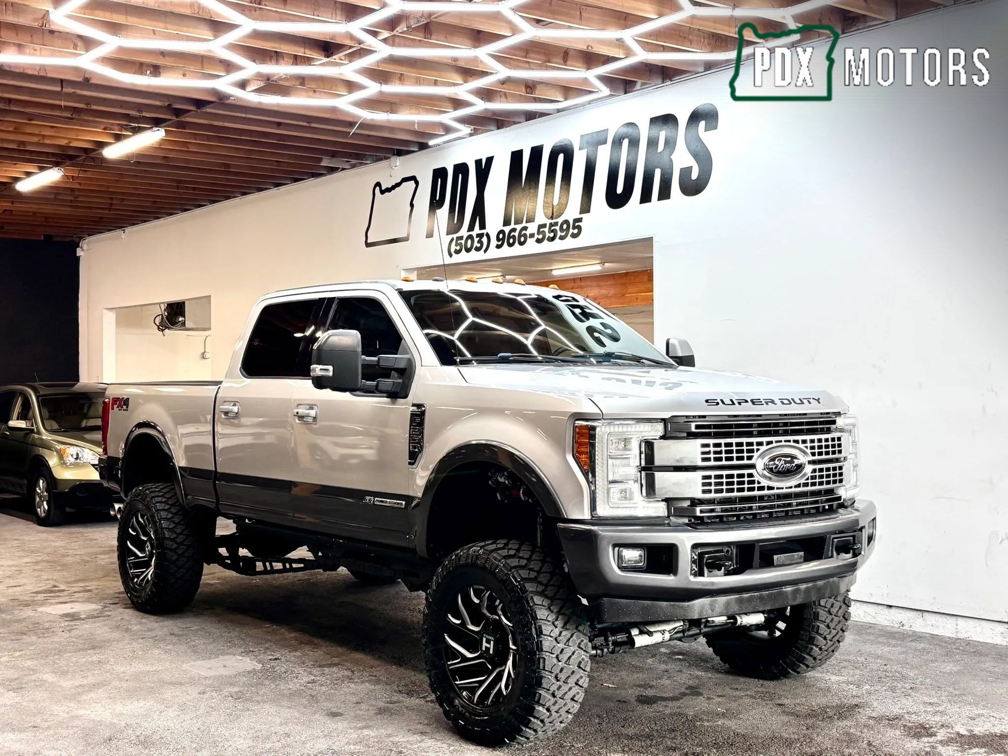 Used 2017 Ford F250 Lariat w/ Lariat Ultimate Package AWD/4WD image 1