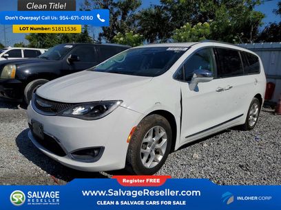 Used 2018 Chrysler Pacifica Limited