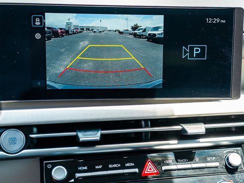 Used 2025 Hyundai Tucson SEL FWD image 19