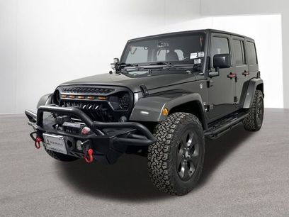 Used 2016 Jeep Wrangler Unlimited Sahara w/ Connectivity Group