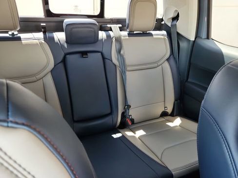 New 2025 Ford Maverick Lariat w/ 4K Tow Package image 15