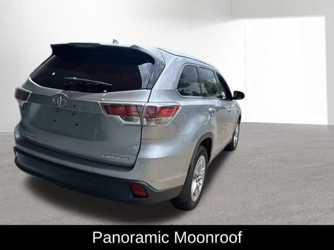 Used 2016 Toyota Highlander Limited Platinum AWD/4WD image 9