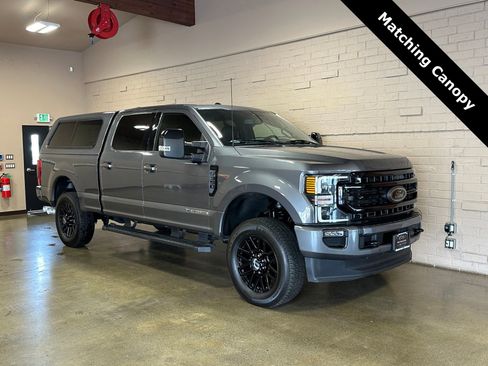 Used 2022 Ford F350 Lariat w/ Black Appearance Package image 1