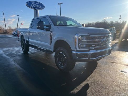 New 2026 Ford F250 XLT w/ XLT Premium Package image 3