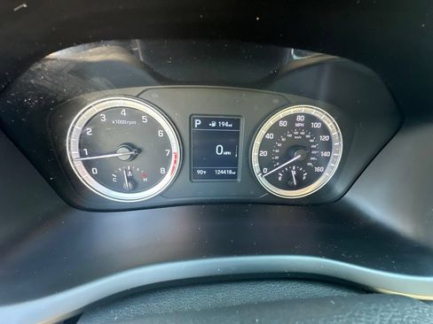 Used 2018 Hyundai Sonata SE w/ Cargo Package FWD image 26