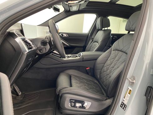 New 2026 BMW X6 xDrive40i w/ Climate Comfort Package image 5