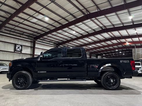Used 2021 Ford F350 Lariat image 8