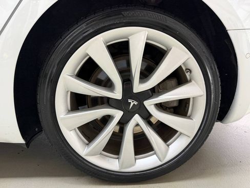 Used 2018 Tesla Model 3 Long Range AWD/4WD image 27