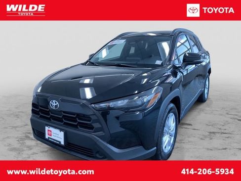 Certified 2026 Toyota Corolla Cross LE FWD image 1