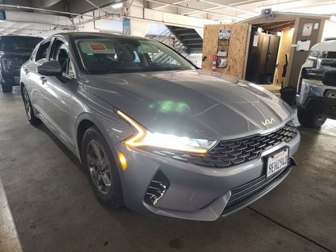 Used 2023 Kia K5 LXS image 2