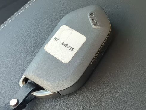 New 2026 Kia Sorento S image 14