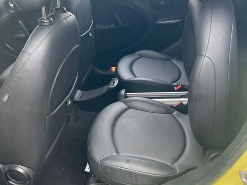 Used 2012 MINI Cooper Countryman FWD image 7