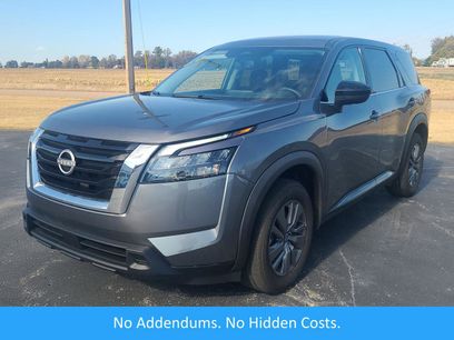 Used 2024 Nissan Pathfinder S