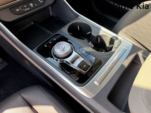 New 2026 Kia Carnival EX image 19