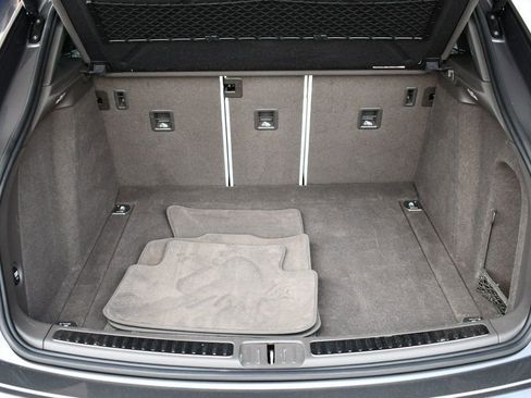 Used 2017 Porsche Macan S image 16