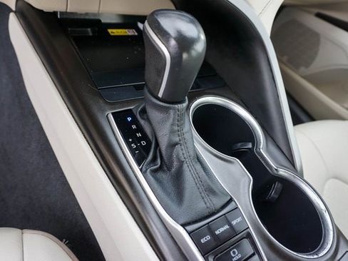 Used 2023 Toyota Camry XLE image 16