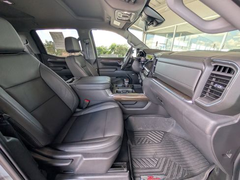 Used 2024 Chevrolet Silverado 1500 LT Trail Boss w/ Convenience Package II image 22