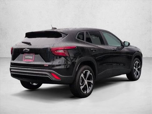 New 2026 Chevrolet Trax RS w/ Sunroof Package FWD image 2