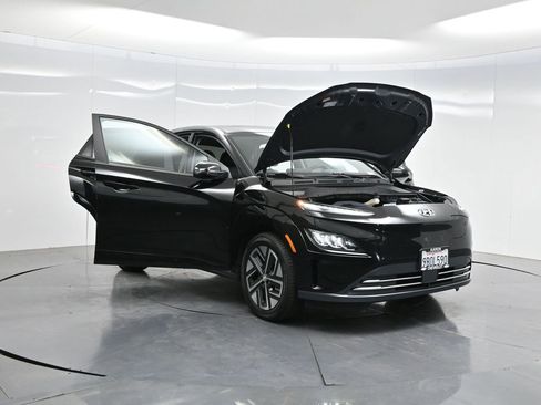 Used 2022 Hyundai Kona Limited FWD image 36