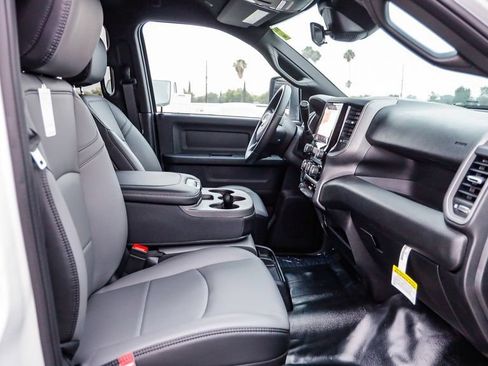 New 2026 RAM 3500 Tradesman AWD/4WD image 20
