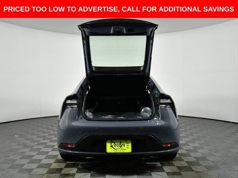 New 2026 Toyota Prius Plug-In Hybrid FWD image 26