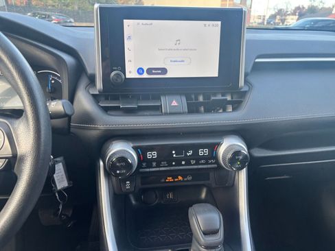 Used 2025 Toyota RAV4 LE image 18
