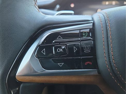 Used 2025 Jeep Grand Cherokee L Summit image 20