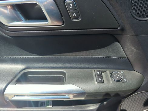 Used 2019 Ford Mustang Coupe w/ Equipment Group 101A image 15