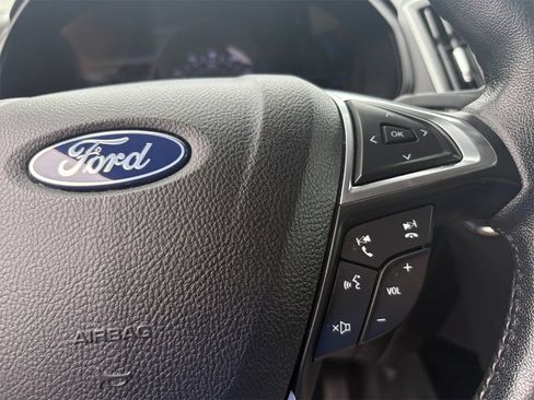 Used 2022 Ford Edge SEL image 26