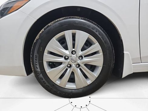 Used 2025 Nissan Sentra S FWD image 30