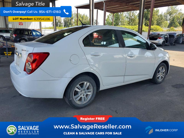 Used 2014 Chevrolet Sonic LT FWD image 4