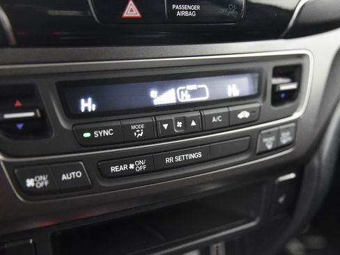 Used 2023 Honda Passport EX-L image 21