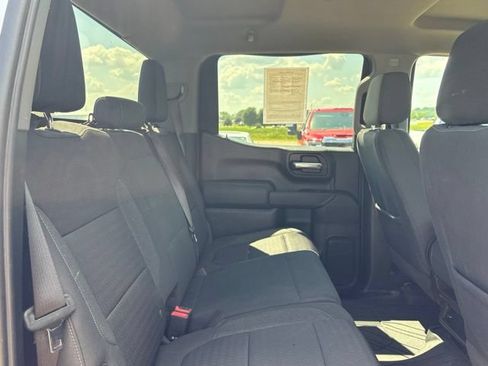 Used 2020 Chevrolet Silverado 1500 LT AWD/4WD image 35