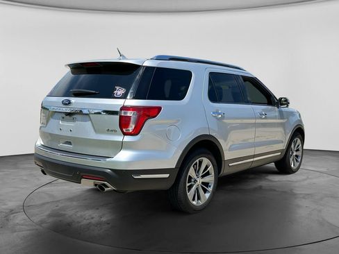 Used 2018 Ford Explorer Limited AWD/4WD image 9