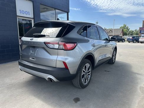 Used 2022 Ford Escape SEL AWD/4WD image 8