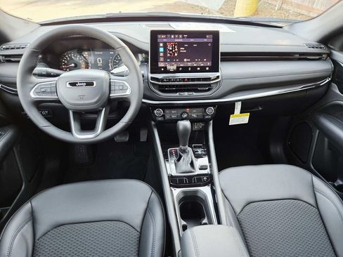 New 2026 Jeep Compass Latitude AWD/4WD image 11