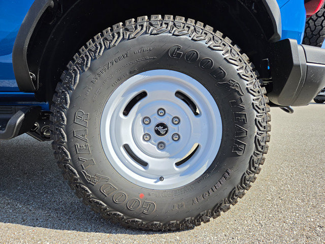 New 2026 Ford Bronco Heritage Edition AWD/4WD image 30