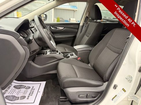 Used 2020 Nissan Rogue SV AWD/4WD image 11