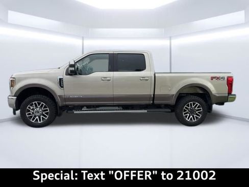 Used 2018 Ford F250 Lariat w/ Lariat Value Package AWD/4WD image 5