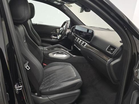 Used 2023 Mercedes-Benz GLS 63 AMG 4MATIC image 5