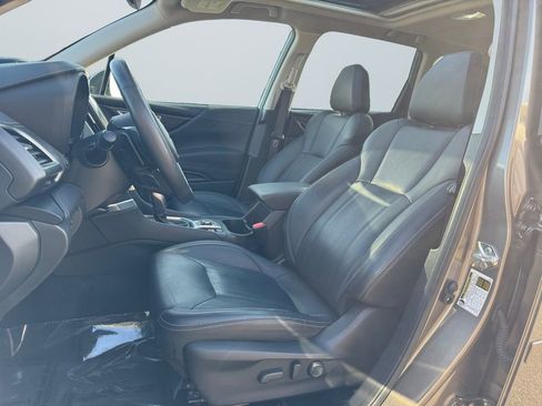 Used 2020 Subaru Forester Touring image 9