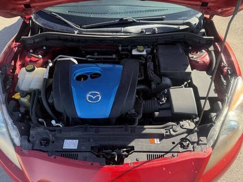 Used 2013 MAZDA MAZDA3 i Touring FWD image 23