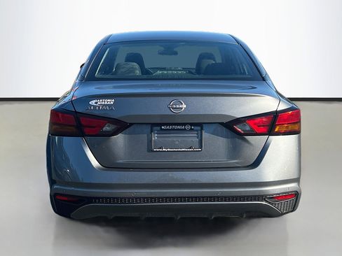 Used 2023 Nissan Altima 2.5 S image 6